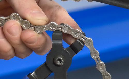 как снять цепь с замком