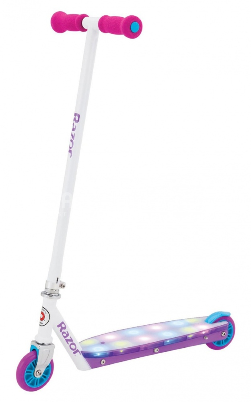 

Самокат Razor Party Pop