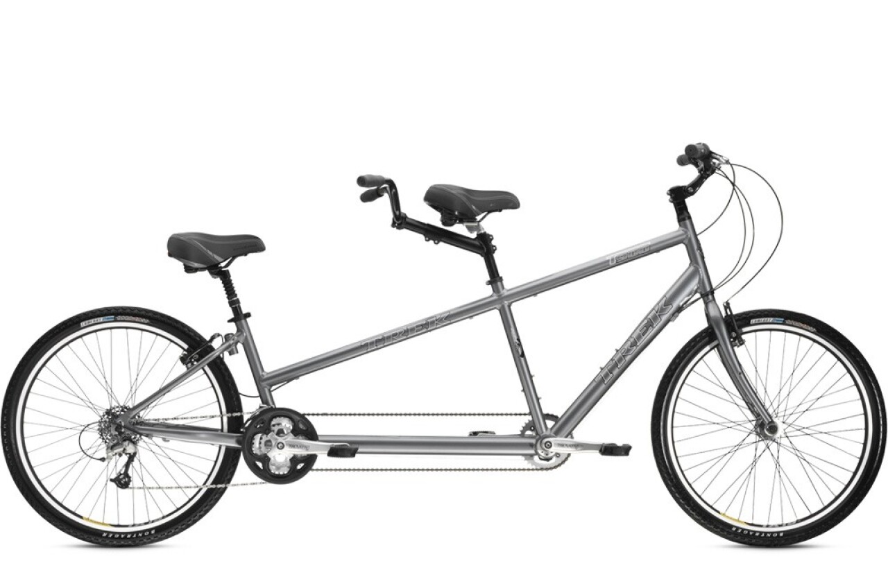 

T 900 (2014)