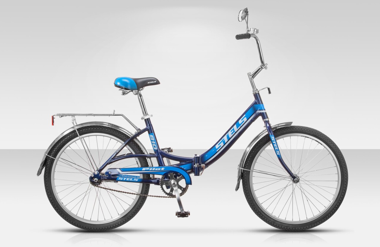 

Pilot 810 (2015)