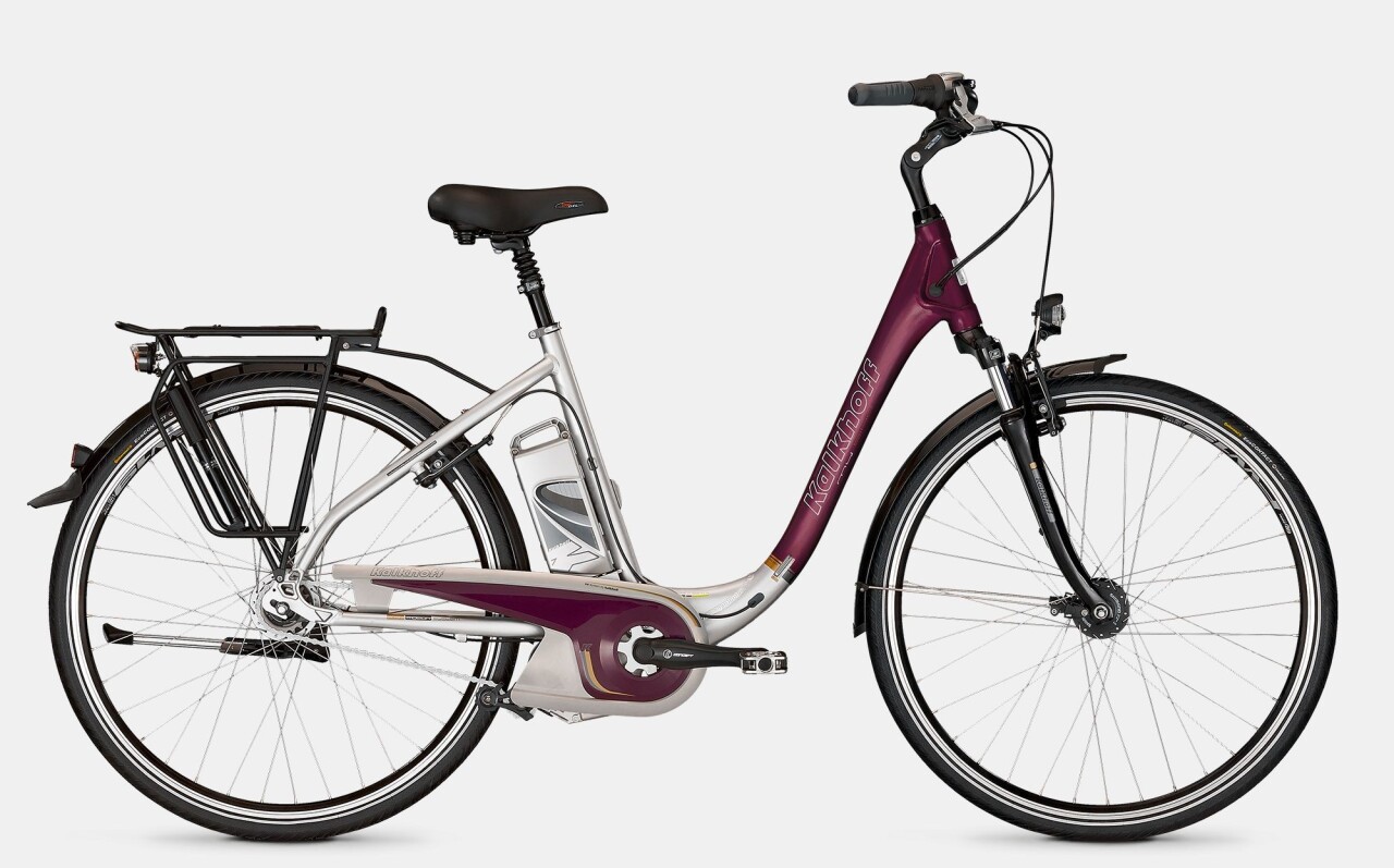 

Corvus Unior 413 (2013)