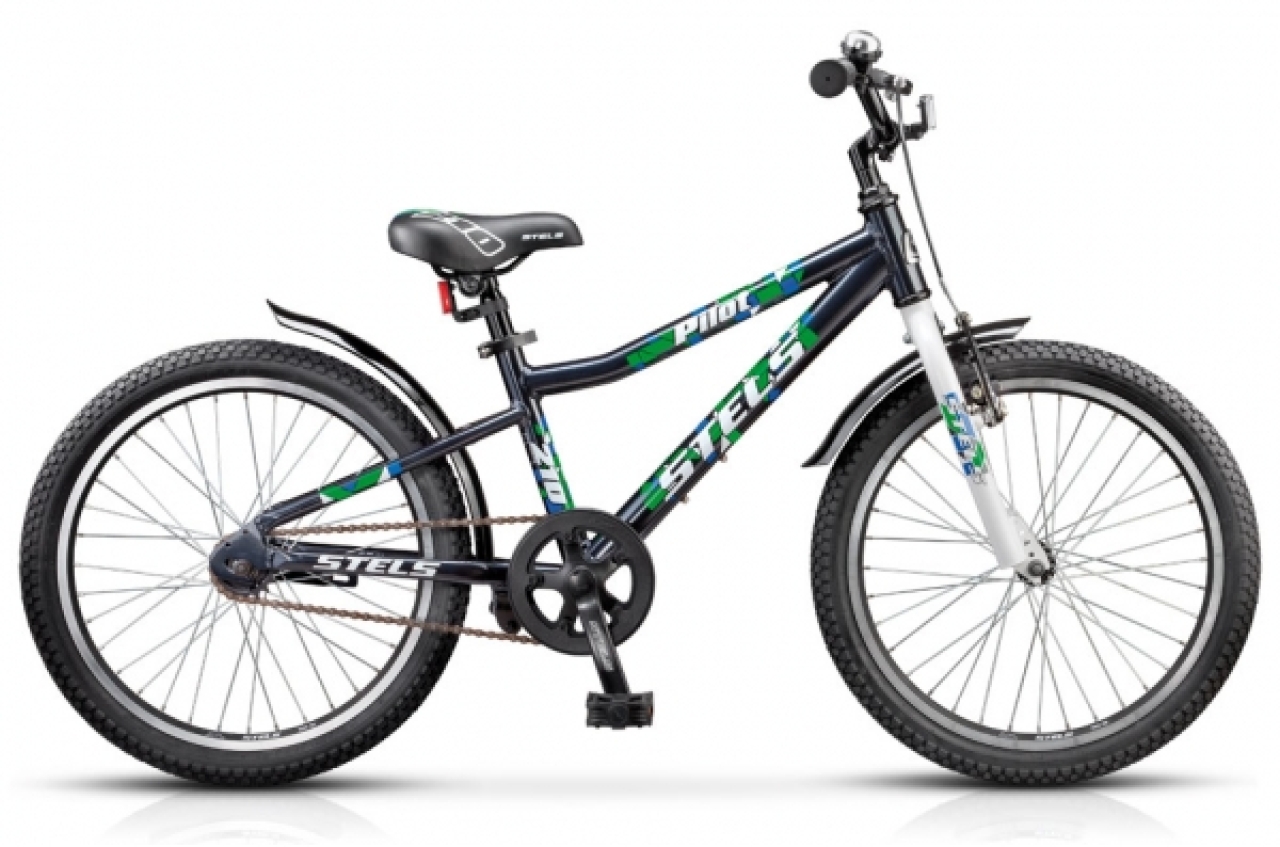 

Pilot 210 Boy (2013)