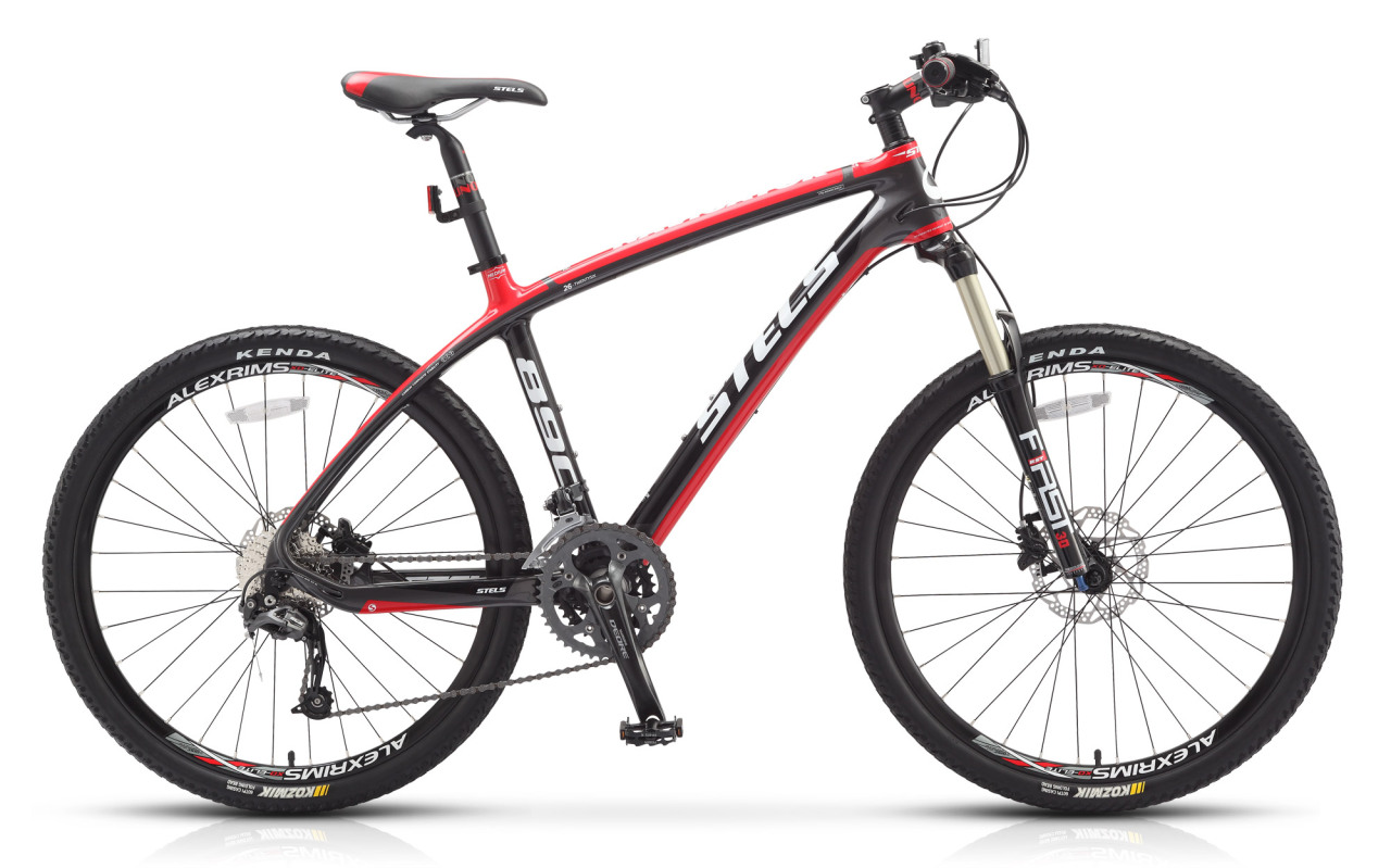 

Navigator 890 D Carbon (2017)