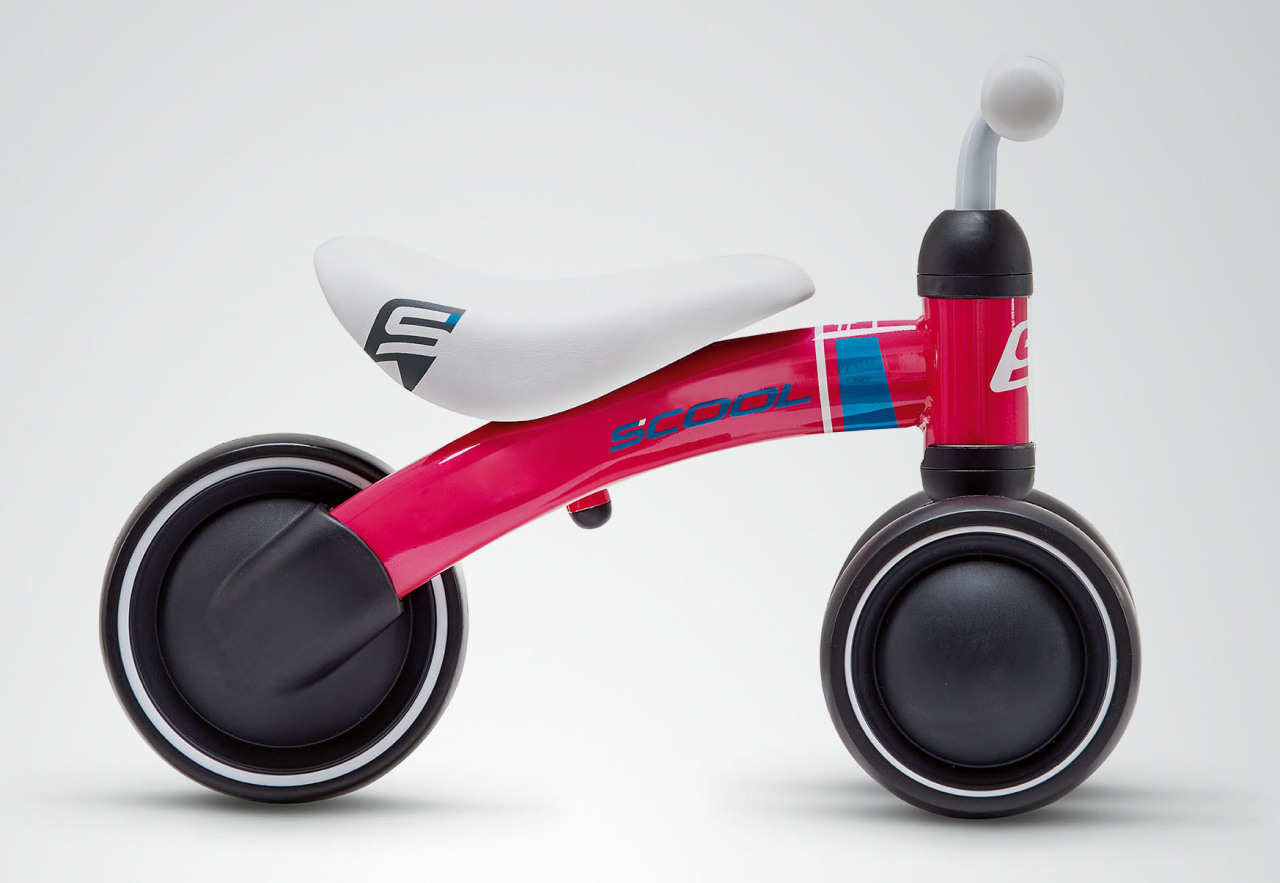 

pedeX First (2018)
