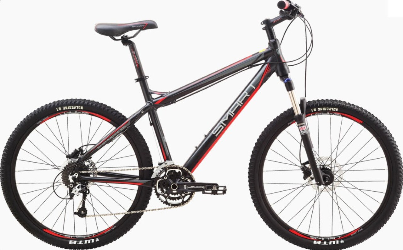 

MACHINE 900 (2015)