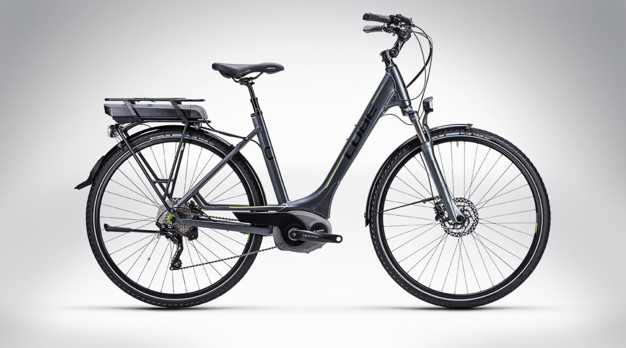 

Touring Hybrid (2015)